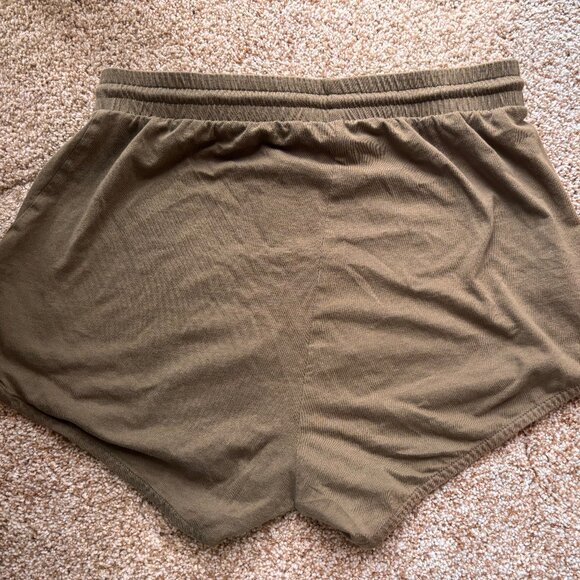 KOTN shorts - Picture 2 of 4